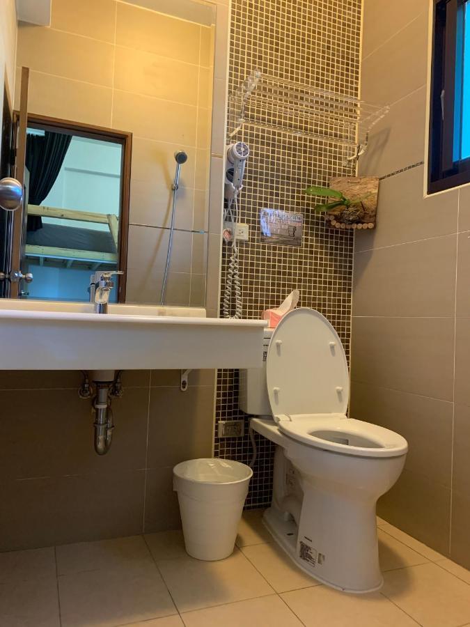 Wave Backpackers Hostel Toucheng Exterior photo